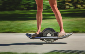 Une société s’approche du Hoverboard avec cette planche-gyropode mono-roue