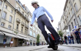 Cinq questions sur la roue électrique, le nouveau joujou qui envahit les trottoirs