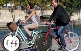 Roolin’ Smart : une roue connectée pour transformer sa bicyclette en vélo électrique