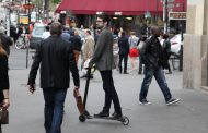 Test de la City Carbon, une trottinette électrique bien urbaine