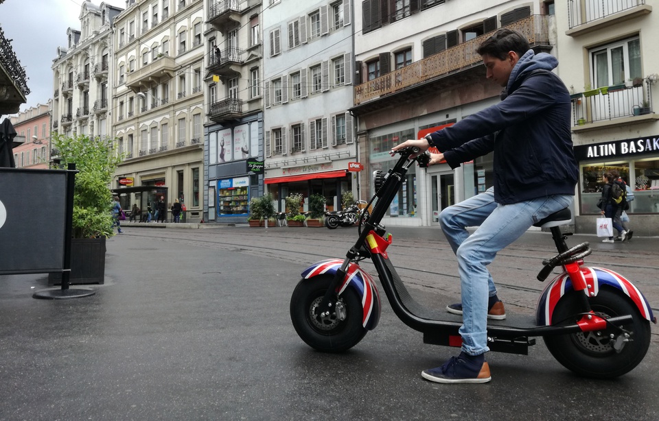 Strasbourg: Après les Segway, la ville peut désormais se visiter en trottinettes électriques