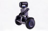 CES 2018 : découvrez Loomo, l&rsquo;hoverboard robot de Segway Robotics