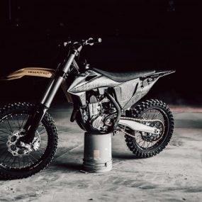 Télécharger vidéo TikTok d&rsquo;un mélange de teinte pour réservoir de moto, avant de l&rsquo;oublier